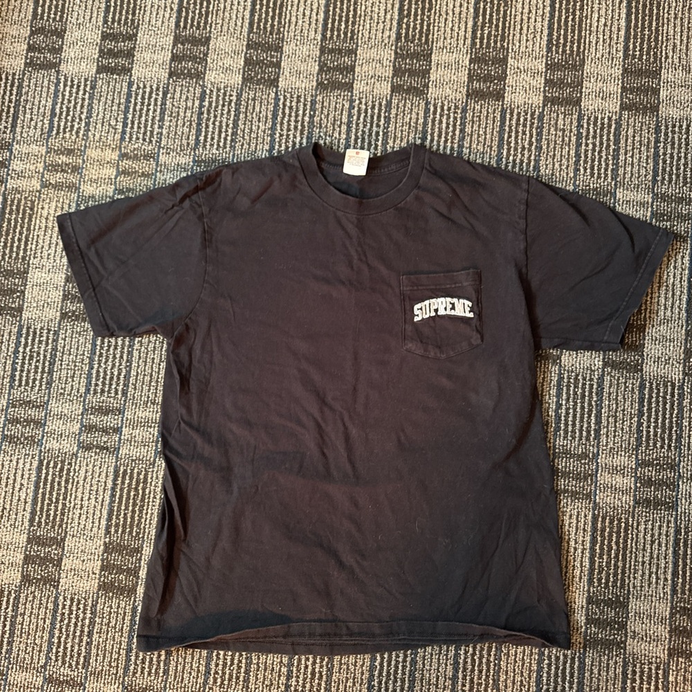 Supreme nfl x raiders x 47 t-shirt